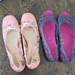 CROCS Pink and Purple Flats & Loafers